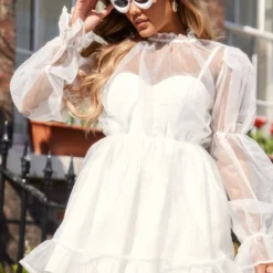 Robe Droite En Organza Blanc à Col Montant Et Manches Bouffantes 9 Robe Droite En Organza Blanc à Col Montant Et Manches Bouffantes -Jolie Vêtue Soldes Magasin fdda06dbf62401a4beab02064dc5a38b39397de2 cnd9165 3