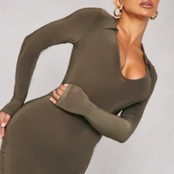 Shape Robe Très Moulante Kaki à Col Et Manches Longues -Jolie Vêtue Soldes Magasin fe31351f13abed1e035a8a2eef20433225fc5d46 cnb8741 4