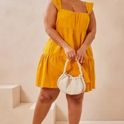 Plus Robe Droite Moutarde Texturée Superposée