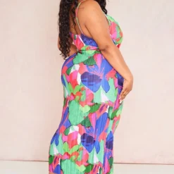 Plus Robe Mi-longue Verte Imprimé Fleurs Abstraites à Bretelles Et Jupe Plissée -Jolie Vêtue Soldes Magasin ffe1d1919959747c6bcd283341fddbe3bdbead0a cne5091 2